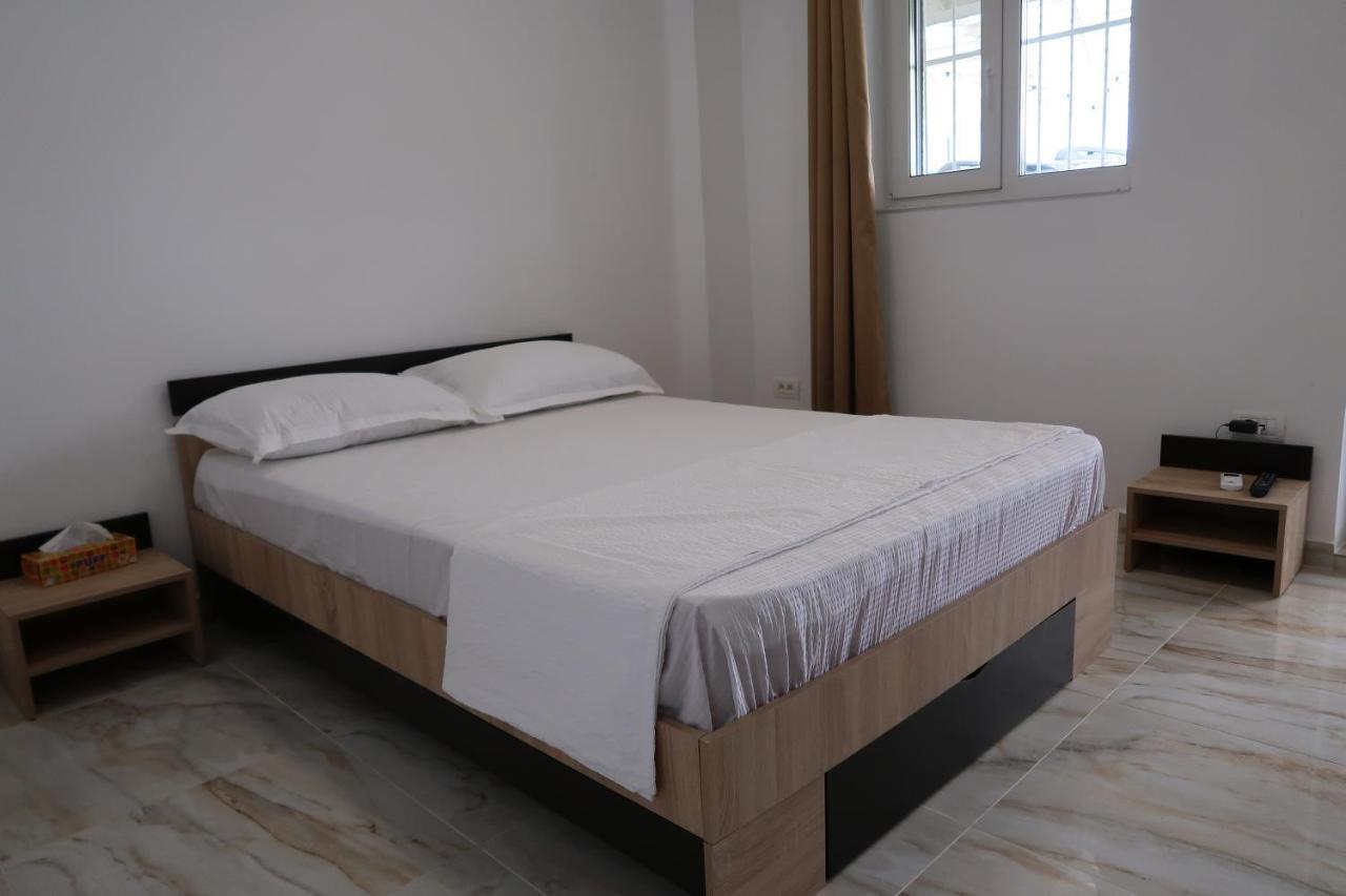 Home Space Two Năvodari Екстериор снимка